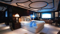 ALIBI  Master Bed